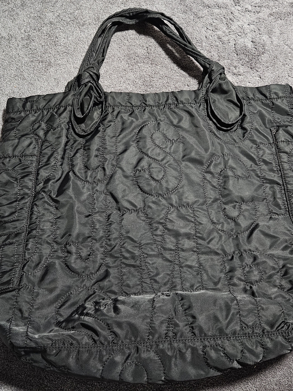 Black Quilted Tote Bag by Marc Jacobs. XL - Picture 3 of 5